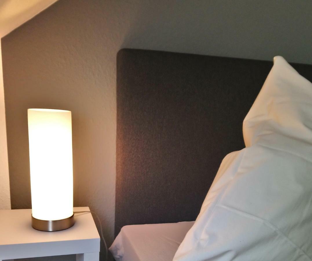 Ferienwohnung Mit 2 Schlafzimmern Und Parkplatz Erfurt Luaran gambar