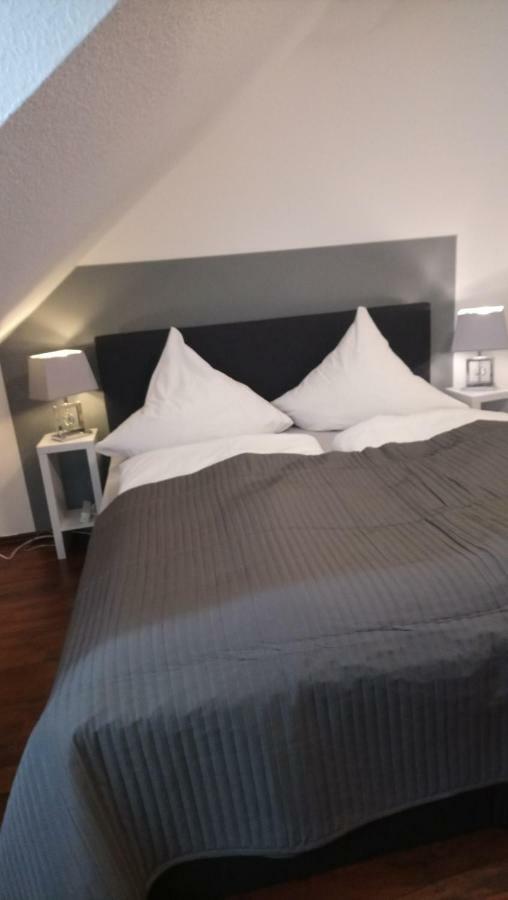 Ferienwohnung Mit 2 Schlafzimmern Und Parkplatz Erfurt Luaran gambar